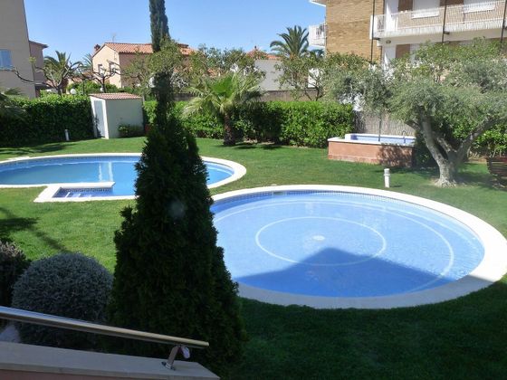 Foto 2 de Pis en lloguer a Regueral - Prat d'en Forés de 2 habitacions amb terrassa i piscina