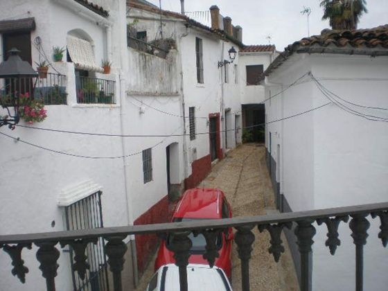 Foto 2 de Casa adossada en venda a calle La Charneca de 3 habitacions amb terrassa i balcó
