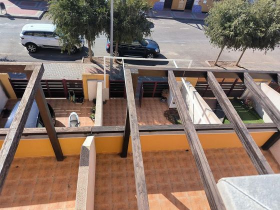 Foto 2 de Xalet en venda a avenida Del Hornillo de 3 habitacions amb terrassa
