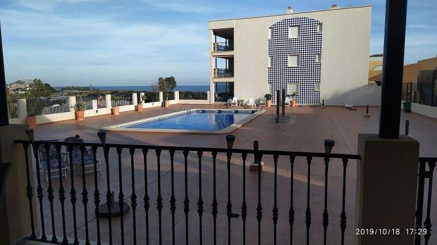 Foto 1 de Pis en venda a calle Urb Calarreona de 2 habitacions amb terrassa i piscina