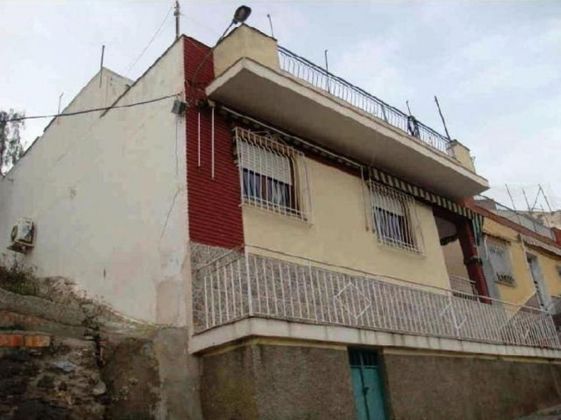 Foto 2 de Xalet en venda a Águilas ciudad de 2 habitacions amb terrassa