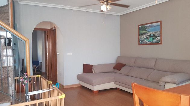 Foto 2 de Piso en venta en Perín de 3 habitaciones con terraza y balcón