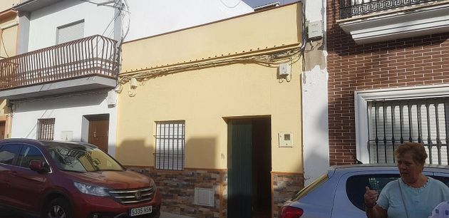 Foto 1 de Xalet en venda a Centro - Doña Mercedes de 2 habitacions i 160 m²