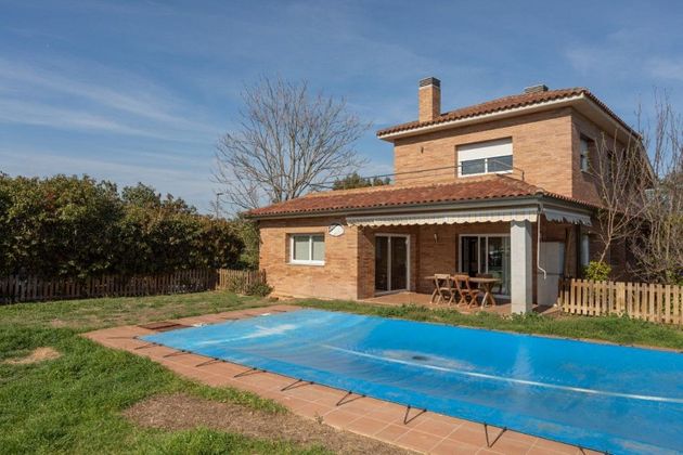 Foto 2 de Casa en venda a Quart de 4 habitacions amb terrassa i piscina