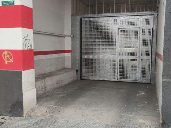 Foto 2 de Alquiler de garaje en avenida Del Cardenal Vidal i Barraquer de 3 m²