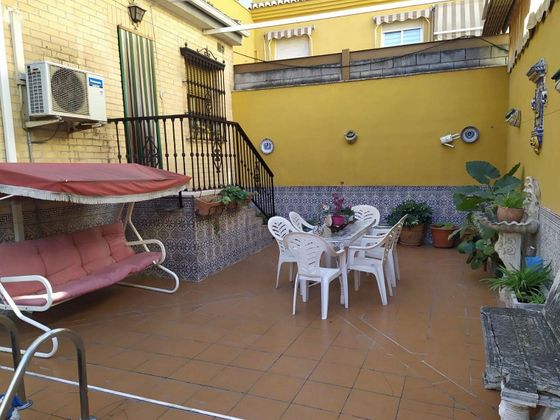 Foto 2 de Chalet en venta en Maracena de 4 habitaciones con terraza y piscina