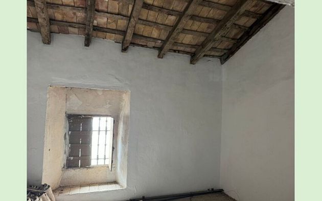Foto 1 de Venta de casa adosada en Jimena de la Frontera de 9 habitaciones con terraza y jardín