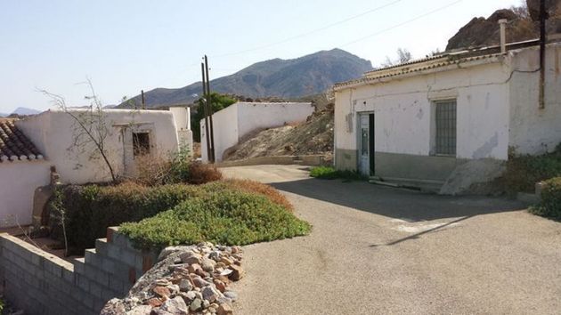 Foto 2 de Casa rural en venda a calle Prolongación Grima de 4 habitacions i 128 m²