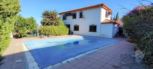 Foto 1 de Venta de chalet en calle Lope de Rueda de 5 habitaciones con terraza y piscina