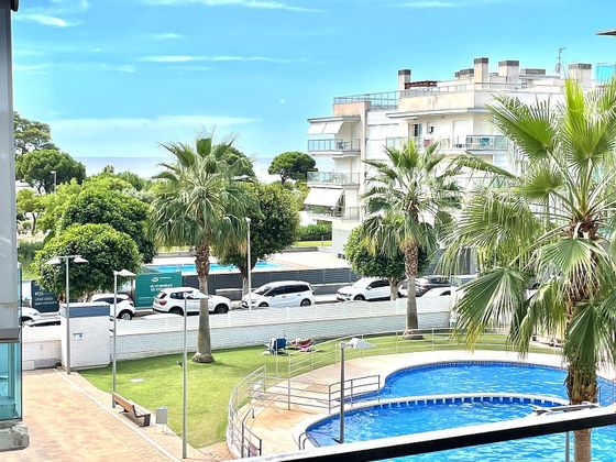 Foto 2 de Pis en venda a Vilafortuny - Cap de Sant Pere de 4 habitacions amb terrassa i piscina