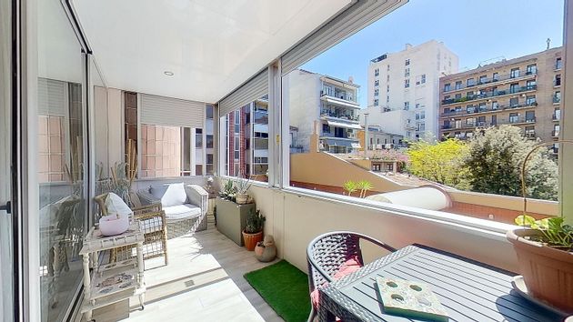 Foto 2 de Piso en venta en Centre - Sabadell de 4 habitaciones con terraza y balcón