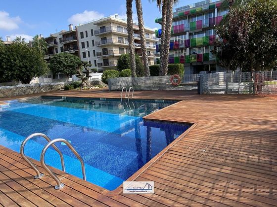 Foto 2 de Àtic en venda a calle Riu Brugent de 2 habitacions amb terrassa i piscina