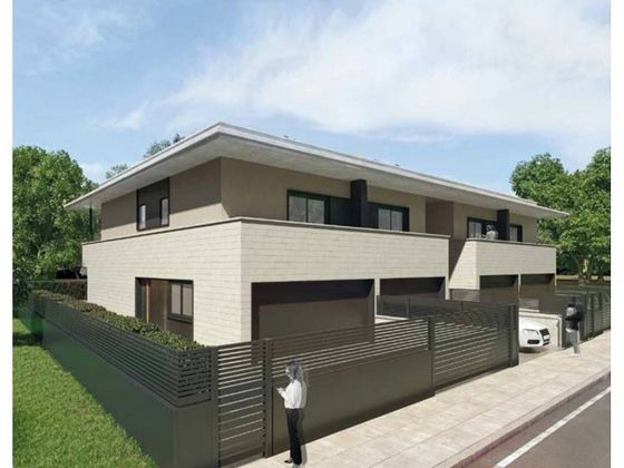 Foto 2 de Casa en venda a Tona de 4 habitacions amb terrassa i garatge