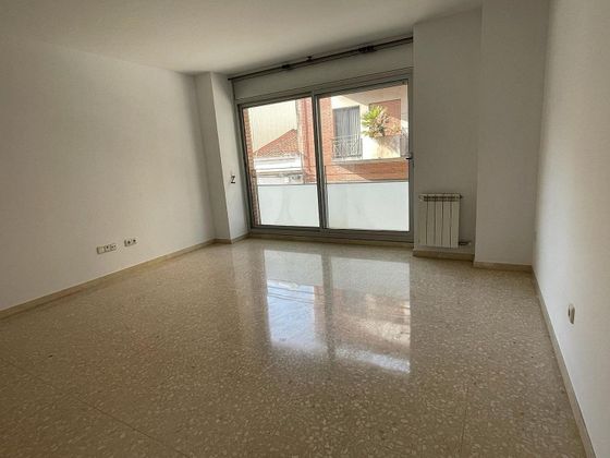 Foto 1 de Pis en venda a Vallparadís de 3 habitacions amb terrassa i calefacció
