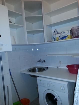 Foto 2 de Piso en alquiler en Cruz Roja de 2 habitaciones con garaje y ascensor
