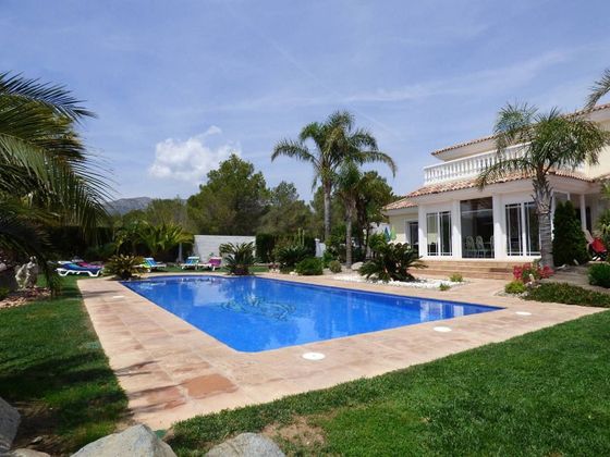 Foto 1 de Venta de casa en Casalot de 7 habitaciones con terraza y piscina