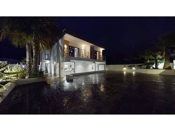 Foto 1 de Casa en venda a Les Tres Cales de 4 habitacions amb terrassa i piscina
