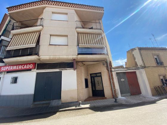 Foto 1 de Pis en venda a Villarrobledo de 4 habitacions amb terrassa