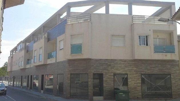 Foto 1 de Pis en venda a Zona Pueblo de 2 habitacions amb piscina i balcó