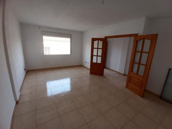 Foto 2 de Casa en venda a Torre-Pacheco ciudad de 4 habitacions amb garatge i balcó