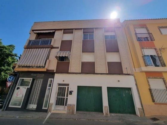 Foto 1 de Piso en venta en San Pedro del Pinatar de 4 habitaciones con balcón