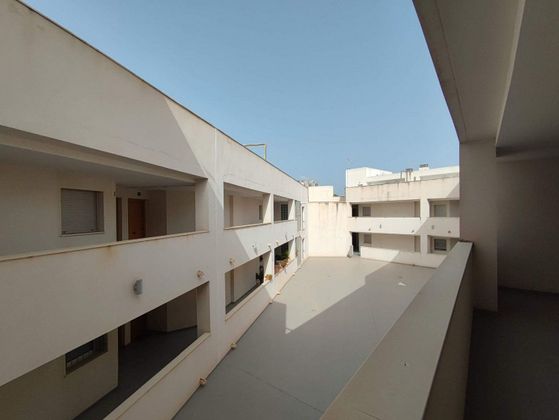 Foto 2 de Piso en venta en Torre-Pacheco ciudad de 2 habitaciones con garaje y balcón