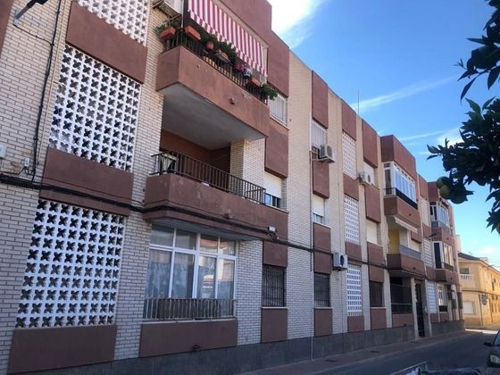 Foto 1 de Piso en venta en San Pedro del Pinatar de 2 habitaciones con terraza y garaje