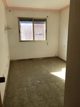 Foto 2 de Piso en venta en San Pedro del Pinatar de 3 habitaciones con balcón