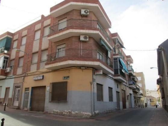 Foto 1 de Pis en venda a Alcantarilla de 3 habitacions amb terrassa i balcó