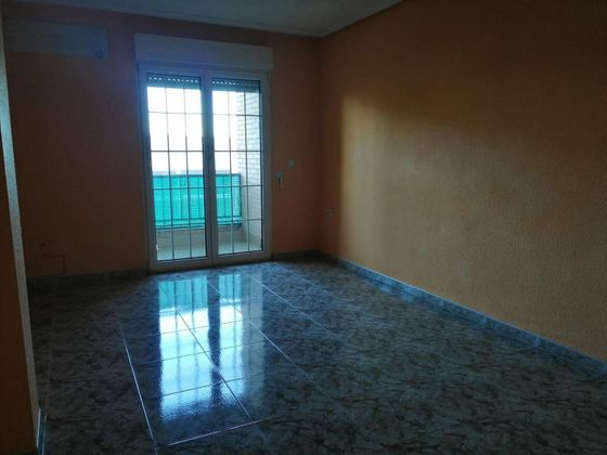 Foto 2 de Piso en venta en Algezares de 3 habitaciones con terraza y garaje