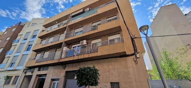Foto 1 de Piso en venta en Alcantarilla de 3 habitaciones con terraza y balcón