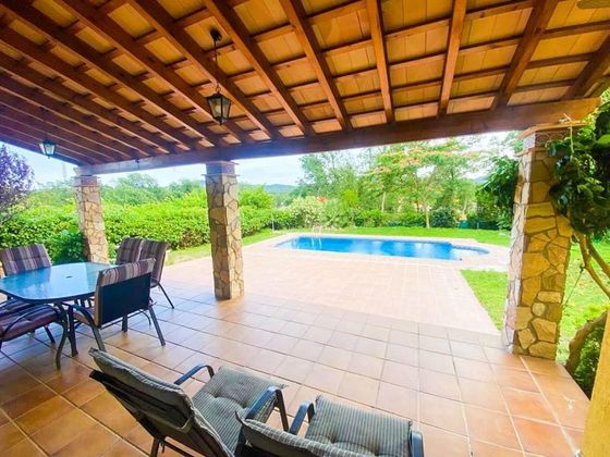 Foto 2 de Chalet en venta en Caldes de Malavella de 4 habitaciones con terraza y piscina