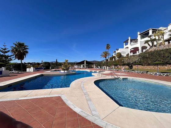 Foto 1 de Dúplex en lloguer a urbanización Sierra de 2 habitacions amb terrassa i piscina