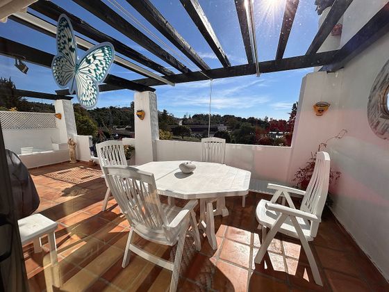 Foto 2 de Dúplex en lloguer a urbanización Sierra de 2 habitacions amb terrassa i piscina