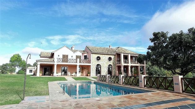Foto 1 de Casa rural en venda a Ronda de 9 habitacions amb terrassa i piscina