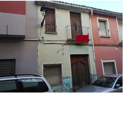 Foto 1 de Casa en venda a Ayuntamiento - Centro de 3 habitacions amb garatge