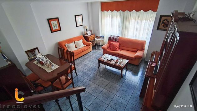 Foto 1 de Casa en venda a Casco Antiguo de 5 habitacions amb aire acondicionat