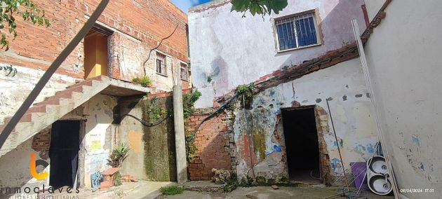 Foto 1 de Casa en venta en Casco Antiguo de 6 habitaciones con terraza y garaje