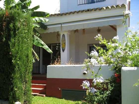 Foto 2 de Alquiler de casa en Costa Ballena - Largo norte de 3 habitaciones con terraza y piscina
