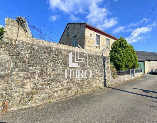 Foto 1 de Casa en venda a Vilanova de Arousa de 6 habitacions amb terrassa i garatge