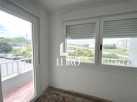Foto 2 de Pis en venda a Vilagarcía de 3 habitacions amb balcó i ascensor