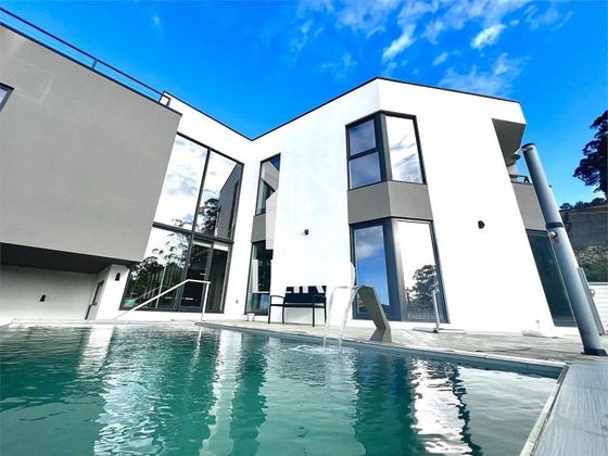Foto 1 de Casa en venda a Cea de 4 habitacions amb terrassa i piscina