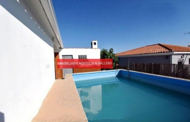 Foto 1 de Casa rural en venda a Onda de 4 habitacions amb terrassa i piscina