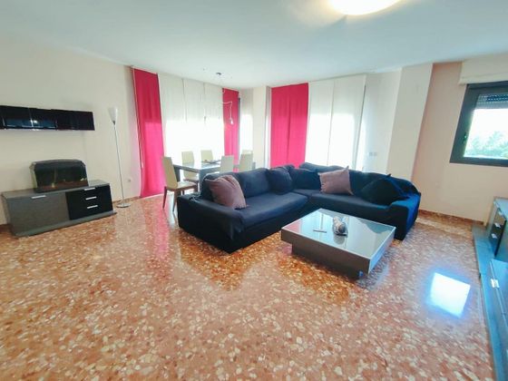 Foto 2 de Piso en venta en Betxí de 3 habitaciones con balcón y aire acondicionado