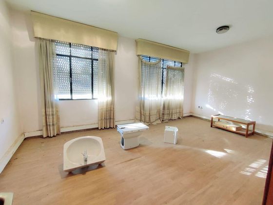 Foto 1 de Pis en venda a Betxí de 4 habitacions i 107 m²