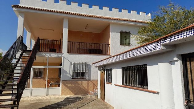 Foto 2 de Chalet en venta en Onda de 6 habitaciones con terraza y piscina