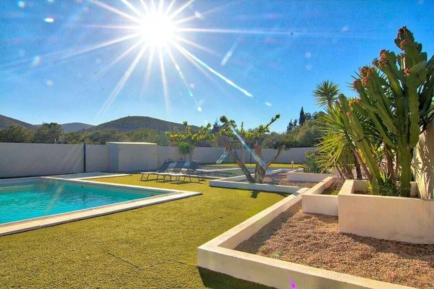 Foto 2 de Xalet en venda a Las Atalayas - Urmi - Cerro Mar de 6 habitacions amb piscina i jardí