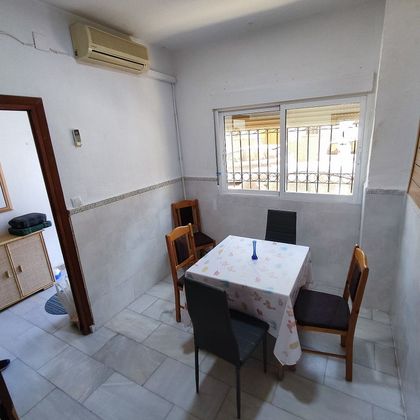 Foto 2 de Casa en venta en calle Doctor Severo Ochoa de 3 habitaciones con aire acondicionado y calefacción