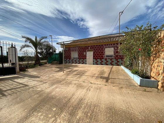 Foto 1 de Casa rural en venda a calle Paraje Los Rosiques de 3 habitacions amb piscina i garatge