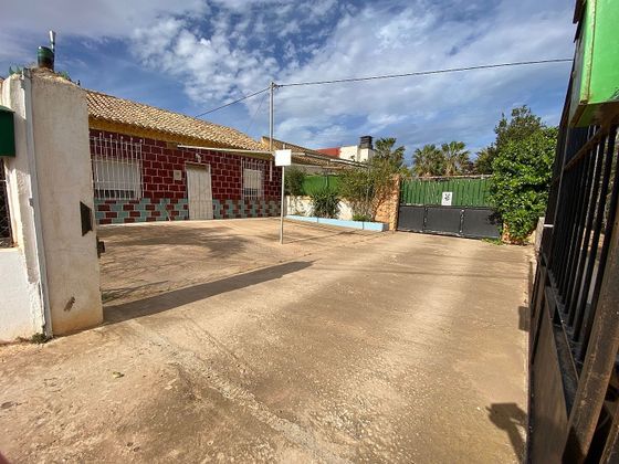 Foto 2 de Casa rural en venda a calle Paraje Los Rosiques de 3 habitacions amb piscina i garatge